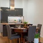 Sundeck Centre Apartment
