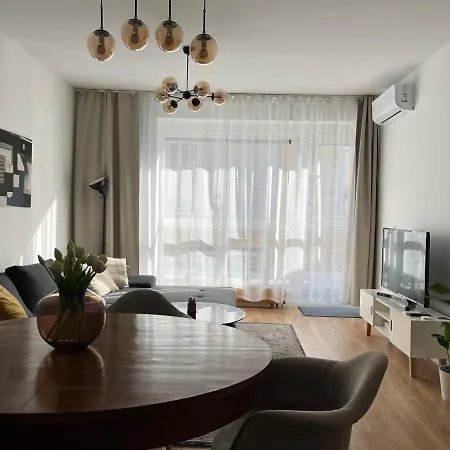 Apartment Sundeck Centre *