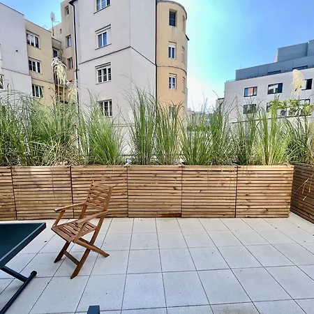 Apartment Sundeck Centre