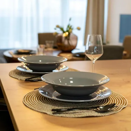 Sundeck Centre Apartman *