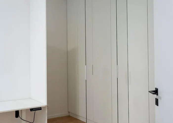 Sundeck Centre * Pressburg